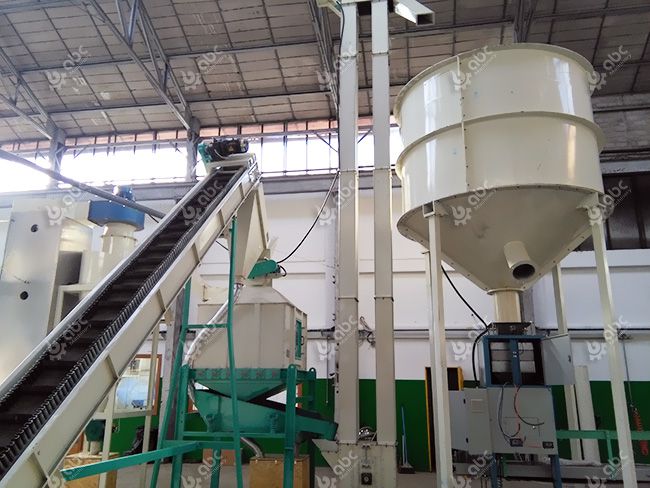wood pellets cooling and packaging machine