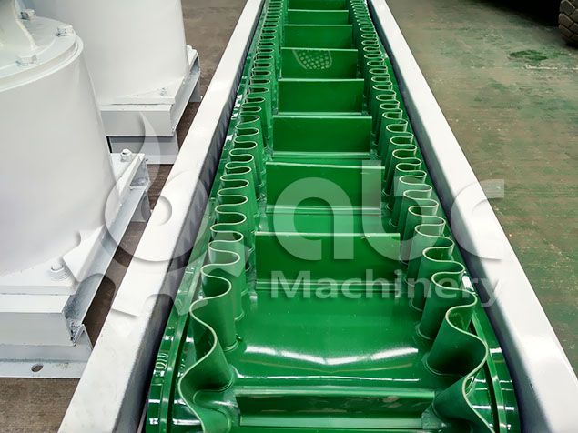 belt conveyor details of the cattle feed manfuacturing plant