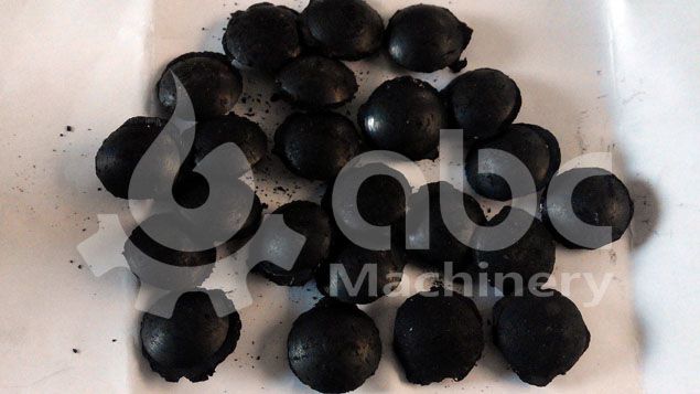 extruded-coal briquettes in round pillow shape