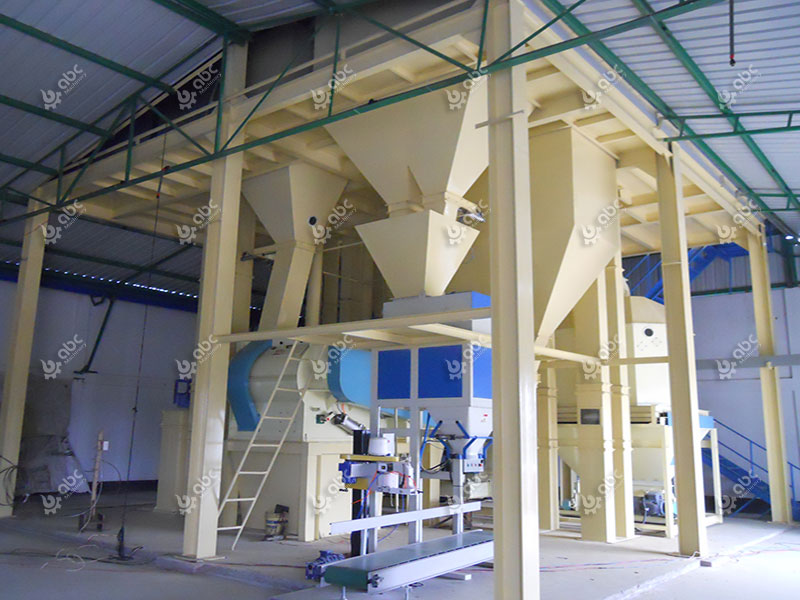 Paking Machine of 6-8tph Poultry Feed pellet Production Line